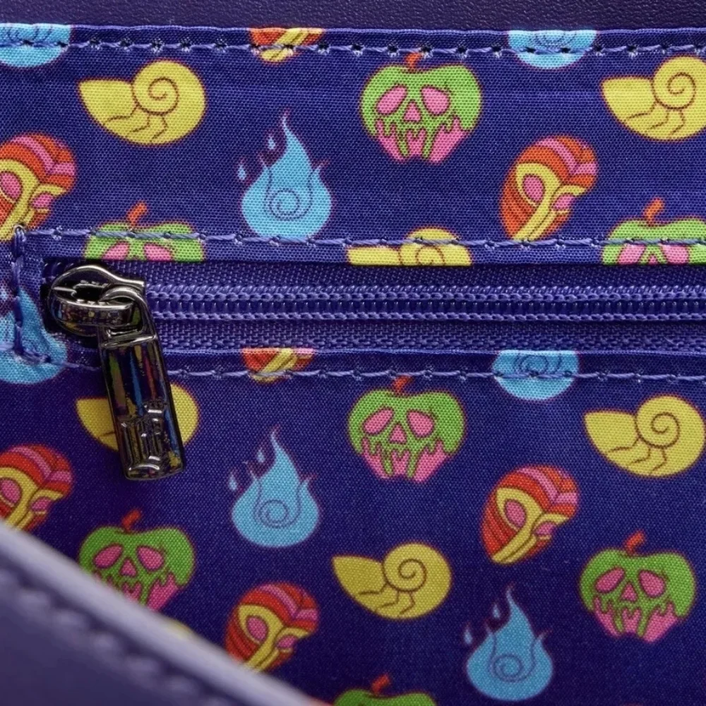 Loungefly Disney Villains in the Dark Crossbody Bag NWT - Picture 5 of 8